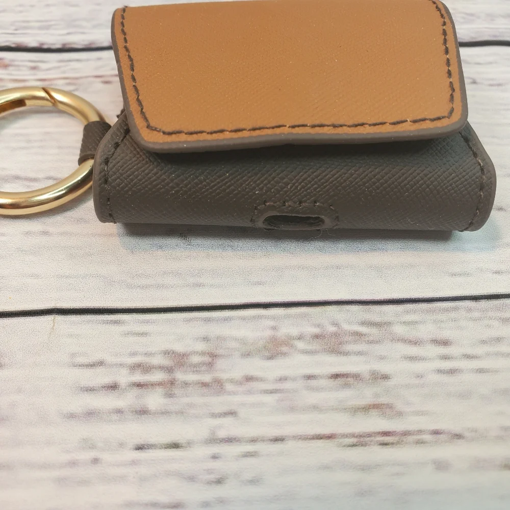 Heyday Earbud Case Cover Brown Faux Leather Fits AirPods Pro